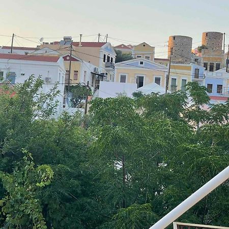Villa Pinotsi Sými Esterno foto