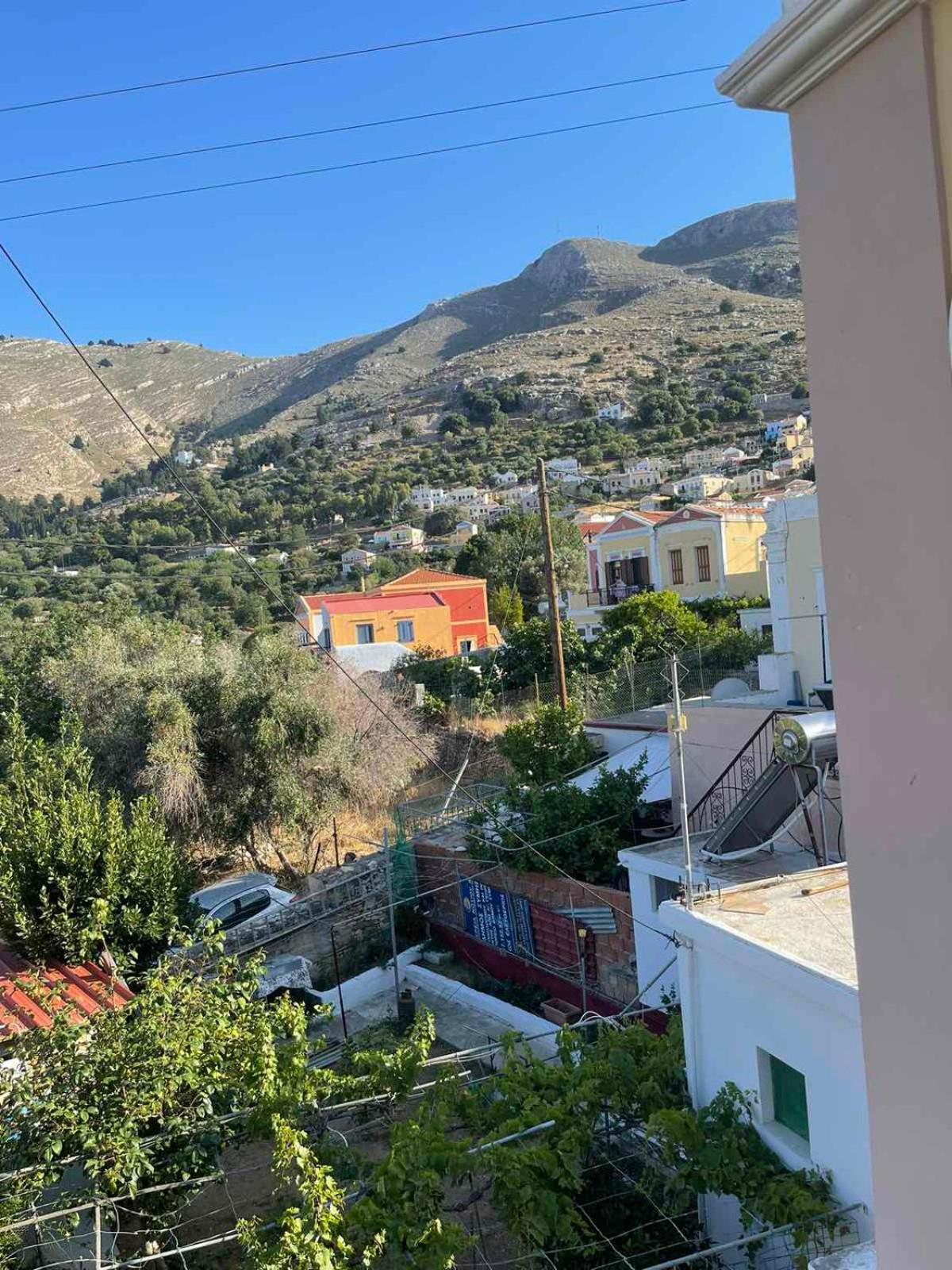 Villa Pinotsi Sými Esterno foto