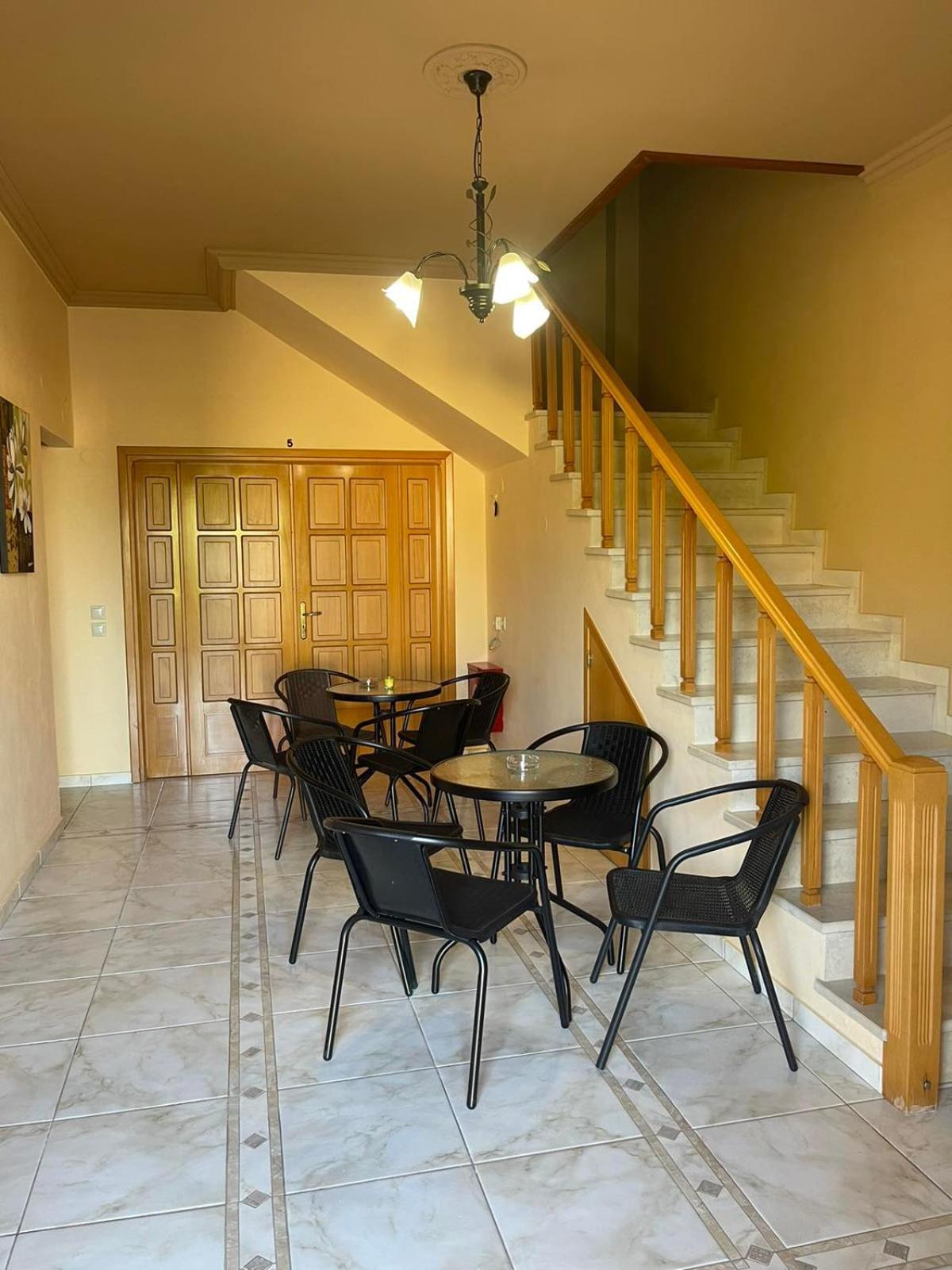Villa Pinotsi Sými Esterno foto