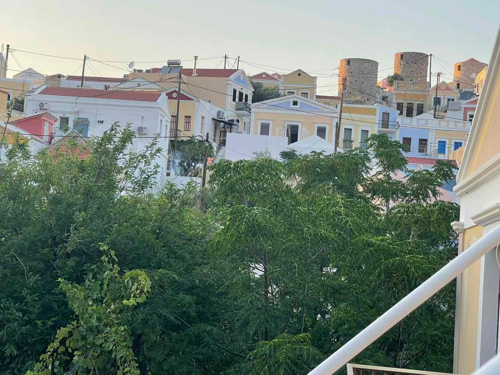 Villa Pinotsi Sými Esterno foto