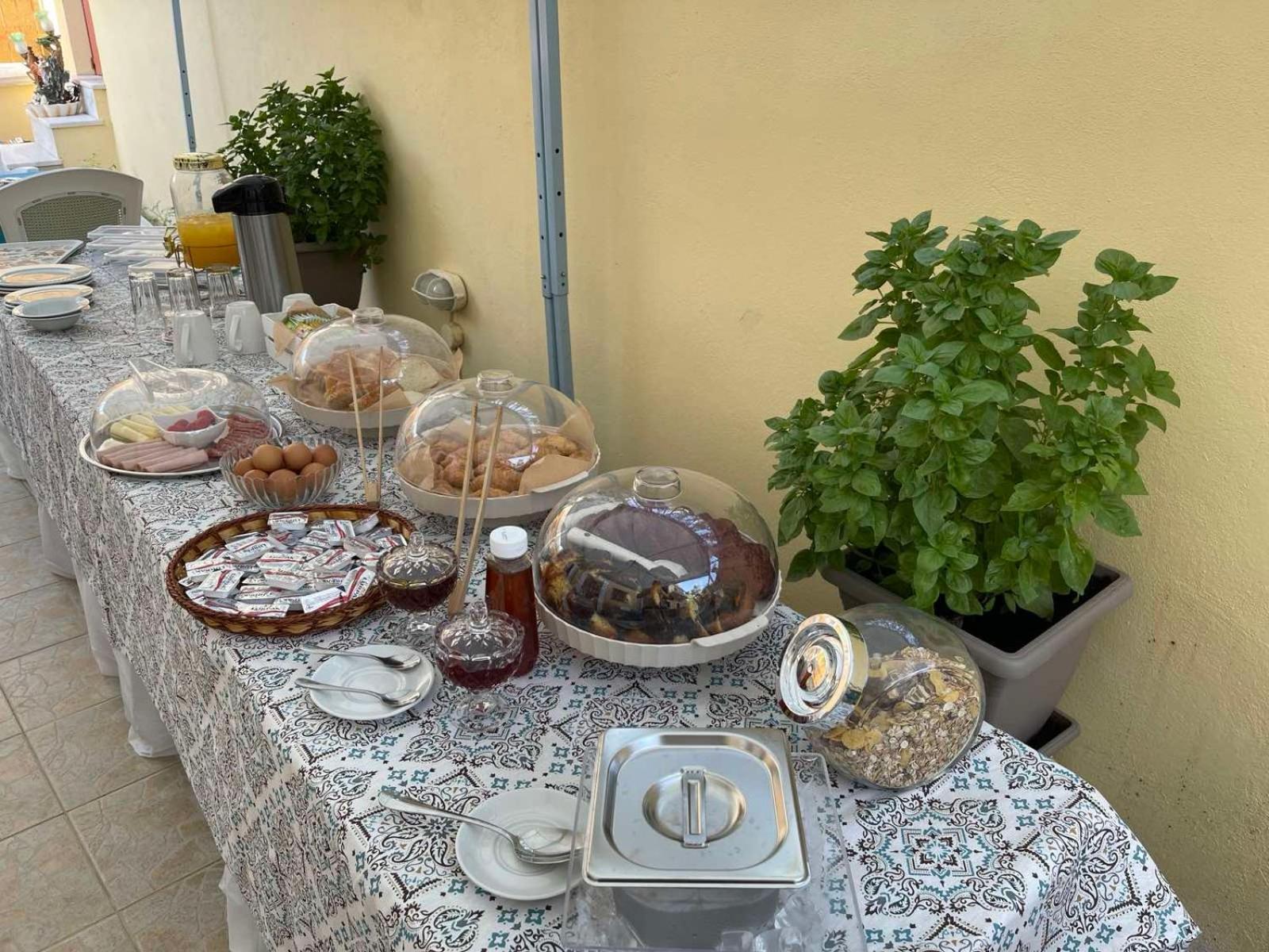 Villa Pinotsi Sými Esterno foto